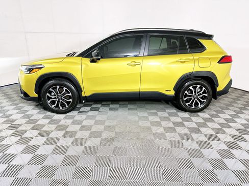 Used 2024 Toyota Corolla Cross SE w/ Moonroof Package image 6