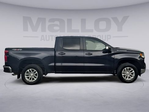 Used 2023 Chevrolet Silverado 1500 LT AWD/4WD image 6