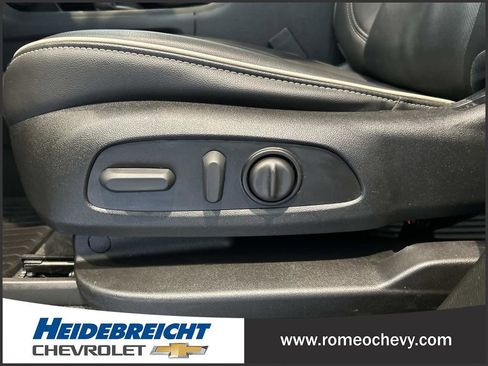 Certified 2023 Chevrolet Traverse Premier image 15