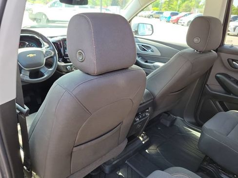 Used 2019 Chevrolet Traverse LT w/ LPO, Floor Liner Package AWD/4WD image 25