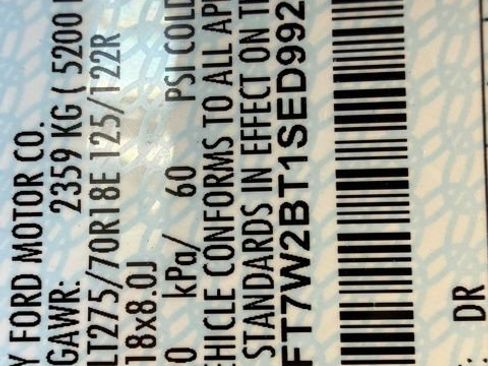 Used 2025 Ford F250 XLT w/ FX4 Off-Road Package image 28