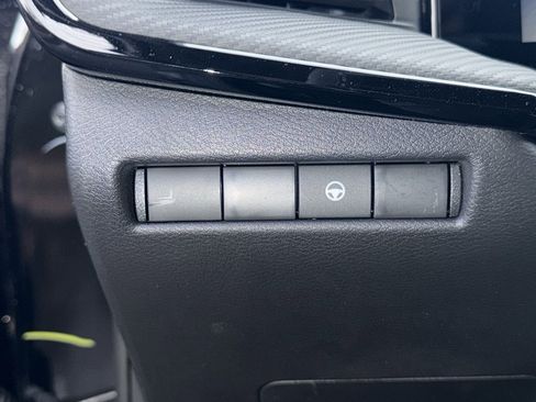 New 2026 Nissan Kicks SR w/ Cold Weather Package image 22