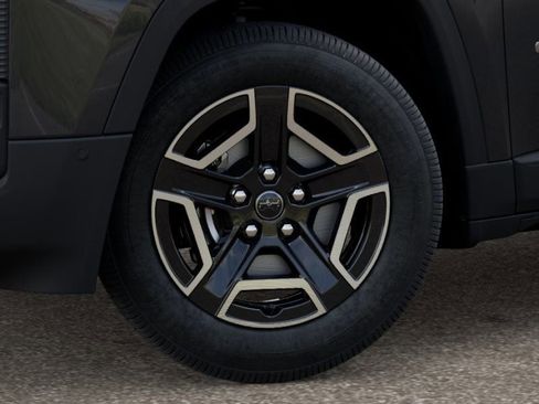 New 2026 Jeep Cherokee Laredo AWD/4WD image 9