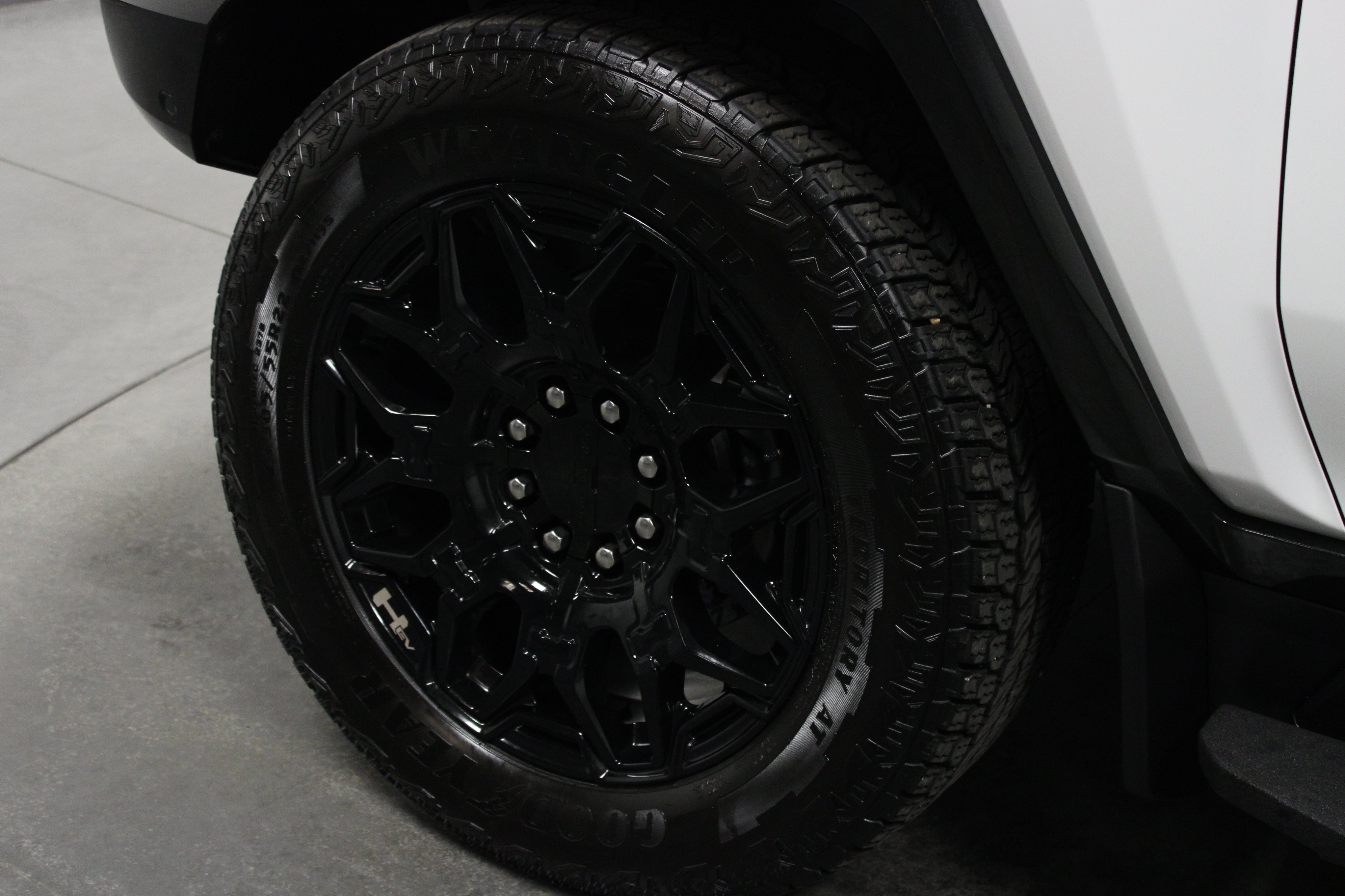 Used 2026 GMC Hummer EV SUV AWD/4WD image 10