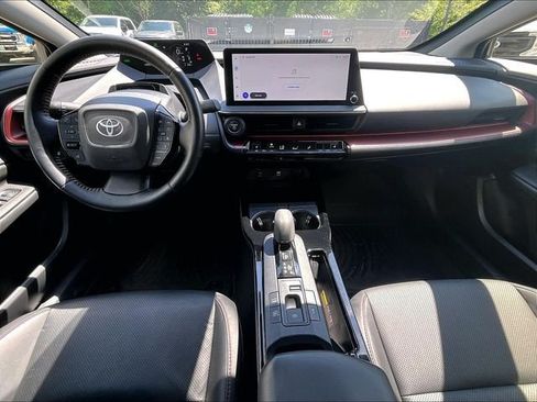 Used 2024 Toyota Prius Prime FWD image 16