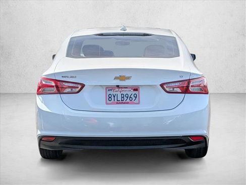 Used 2022 Chevrolet Malibu LT FWD image 6