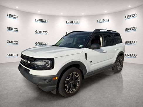 Used 2021 Ford Bronco Sport Outer Banks w/ Outer Banks Package AWD/4WD image 3
