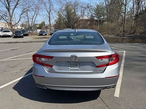 Used 2020 Honda Accord Sport image 5