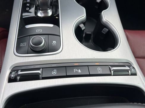 Used 2018 Kia Stinger GT2 image 24