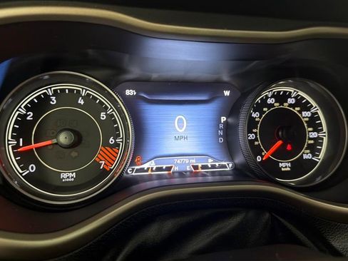 Used 2014 Jeep Cherokee Limited FWD image 20