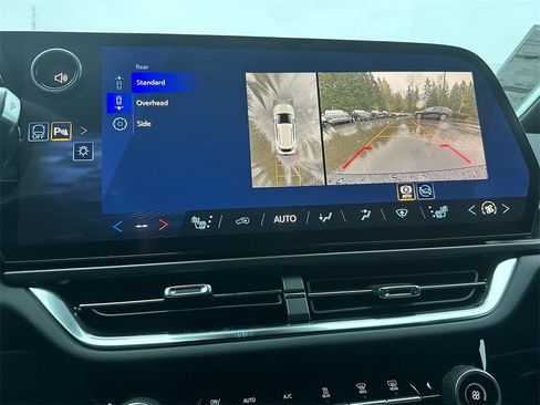 New 2026 Chevrolet Equinox EV LT image 25