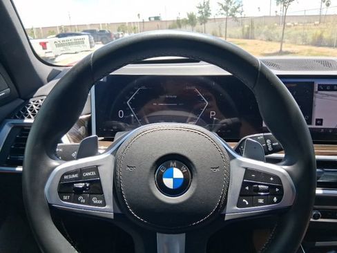 Used 2026 BMW X5 sDrive40i w/ M Sport Package RWD image 8