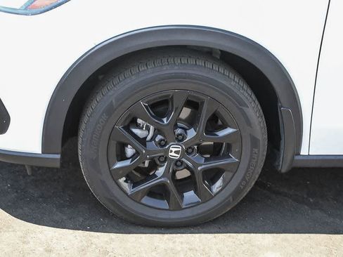 Used 2025 Honda HR-V Sport image 8