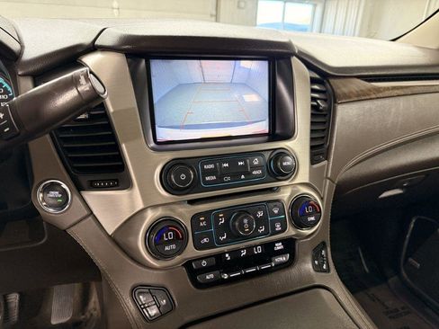 Used 2019 GMC Yukon XL Denali w/ Denali Ultimate Package AWD/4WD image 19