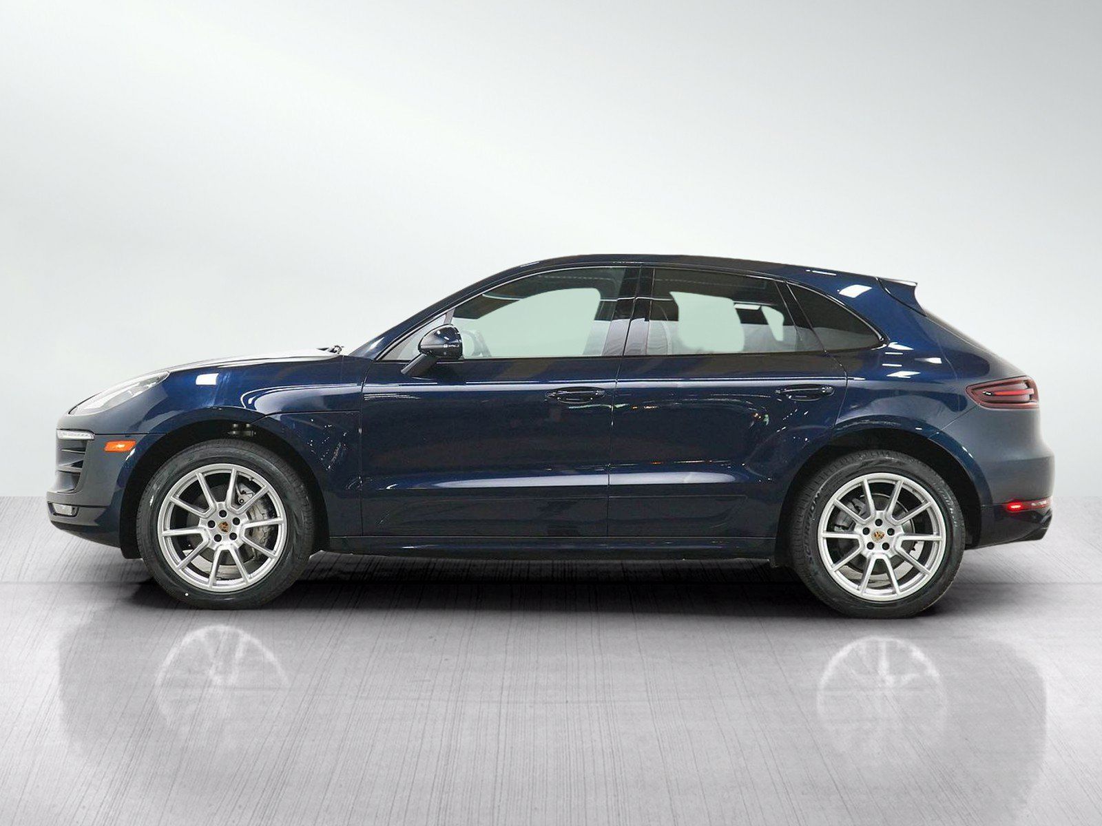 Used 2018 Porsche Macan S AWD/4WD image 2