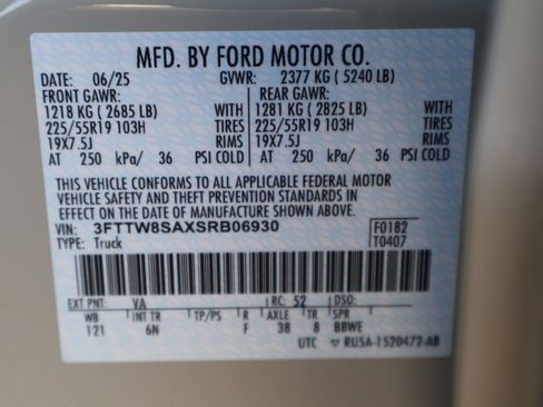 Used 2025 Ford Maverick Lariat AWD/4WD image 36
