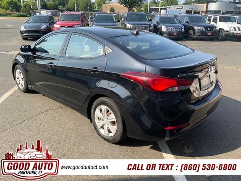 Used 2016 Hyundai Elantra SE image 4