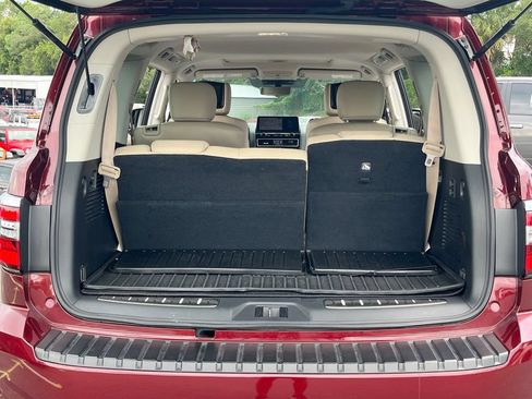 Used 2023 Nissan Armada Platinum w/ Captain's Chairs Package AWD/4WD image 28