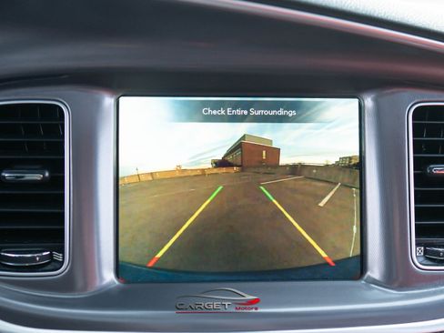 Used 2020 Dodge Charger Scat Pack w/ Driver Convenience Group image 30