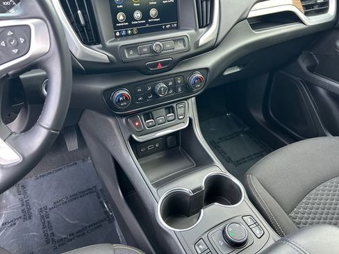 Used 2018 GMC Terrain SLE w/ Driver Convenience Package image 20