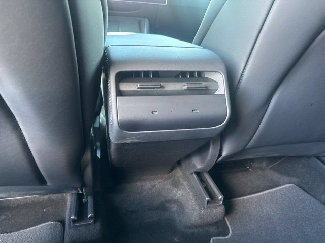 Used 2026 Tesla Model Y AWD image 32
