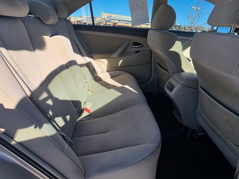 Used 2007 Toyota Camry LE image 26