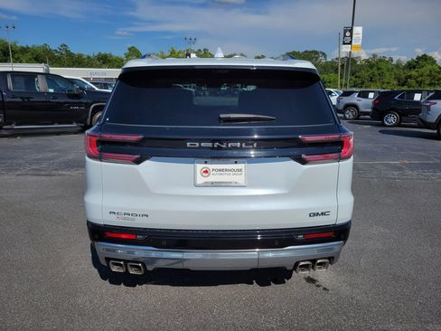 Used 2026 GMC Acadia Denali w/ Super Cruise Package FWD image 4
