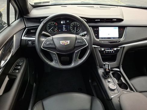Certified 2023 Cadillac XT5 Premium Luxury AWD/4WD image 14