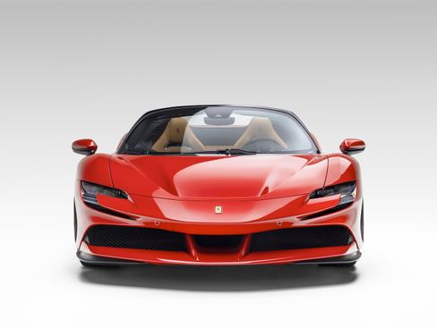 Certified 2025 Ferrari SF90 Spider AWD/4WD image 3