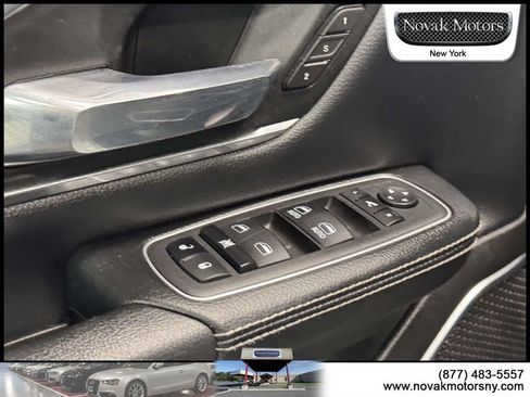 Used 2023 RAM 1500 Laramie AWD/4WD image 16