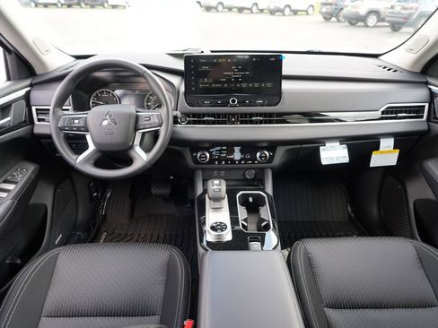 New 2026 Mitsubishi Outlander ES AWD/4WD image 26