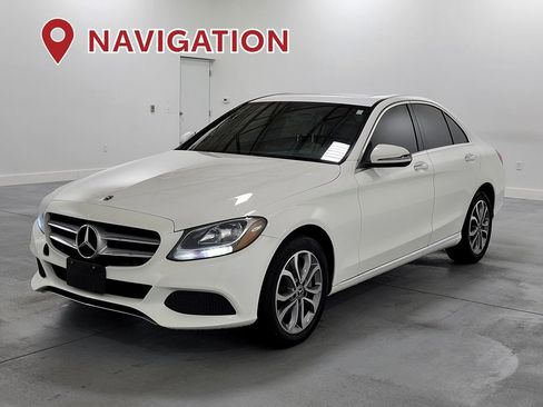 Used 2018 Mercedes-Benz C 300 4MATIC Sedan image 4