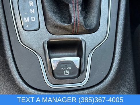 Used 2019 Jeep Cherokee Trailhawk AWD/4WD image 24