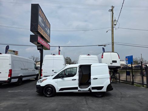 Used 2022 Ford Transit Connect XL FWD image 6