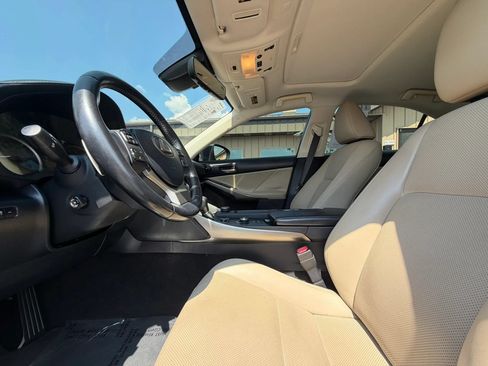 Used 2019 Lexus IS 300 w/ Premium Package RWD image 69