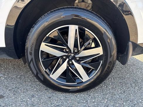 Used 2021 Kia Sorento EX w/ Panoramic Sunroof Package AWD/4WD image 26