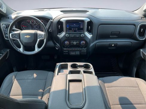 Used 2021 Chevrolet Silverado 1500 LT w/ Safety Package II AWD/4WD image 16