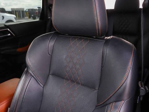 Used 2023 Mitsubishi Outlander SEL FWD image 30