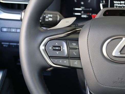 Used 2025 Lexus GX 550 w/ Accessory Package (2T) image 20