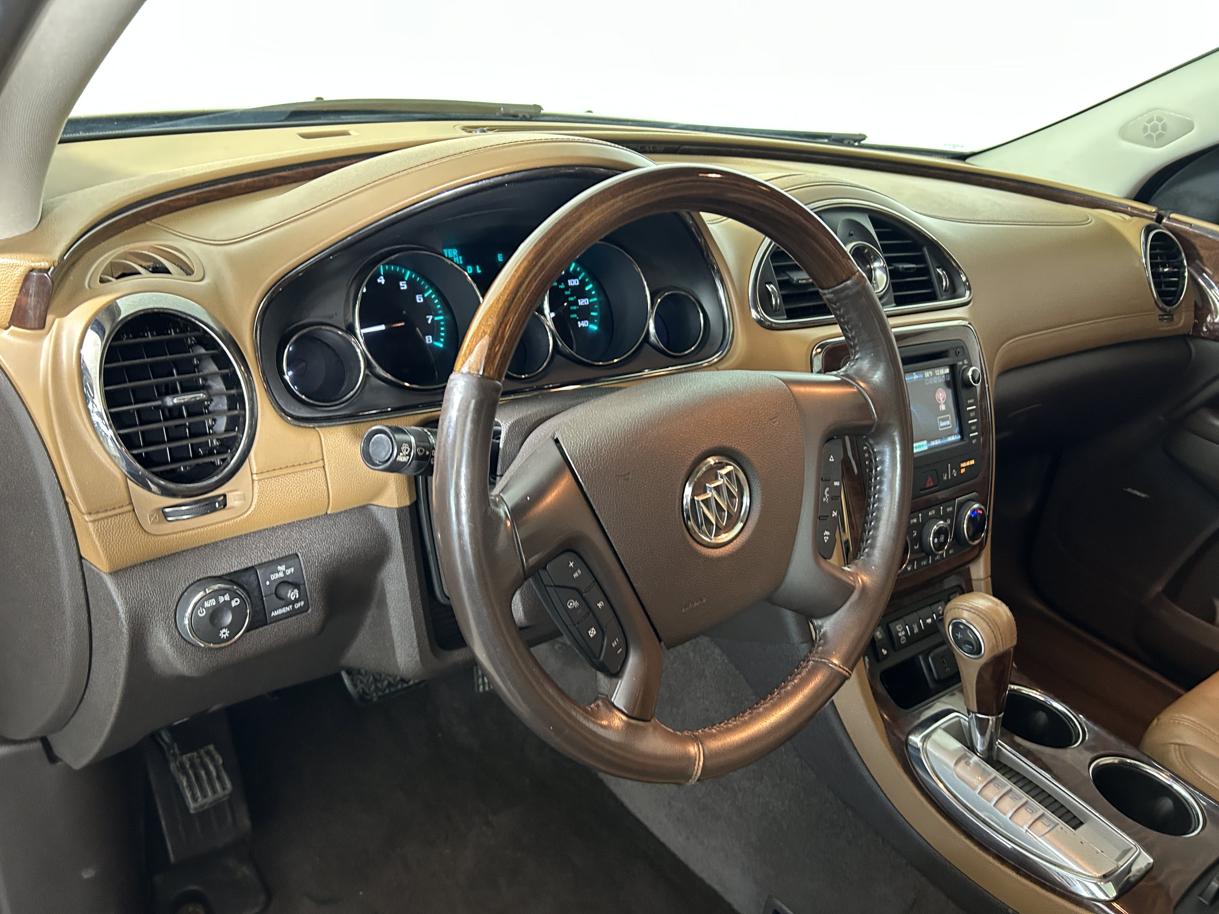Used 2017 Buick Enclave Premium w/ Experience Buick Package AWD/4WD image 11