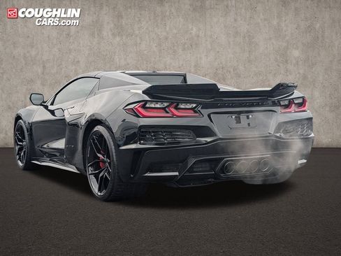 Used 2025 Chevrolet Corvette Z06 image 6