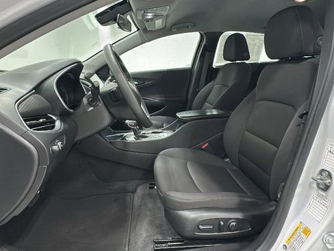 Used 2024 Chevrolet Malibu LT FWD image 9