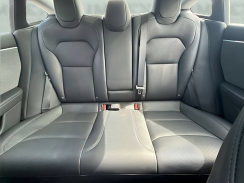 Used 2025 Tesla Model 3 Long Range RWD image 11