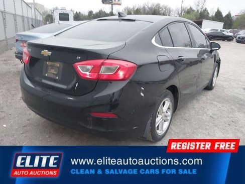 Used 2017 Chevrolet Cruze LT w/ Convenience Package FWD image 7