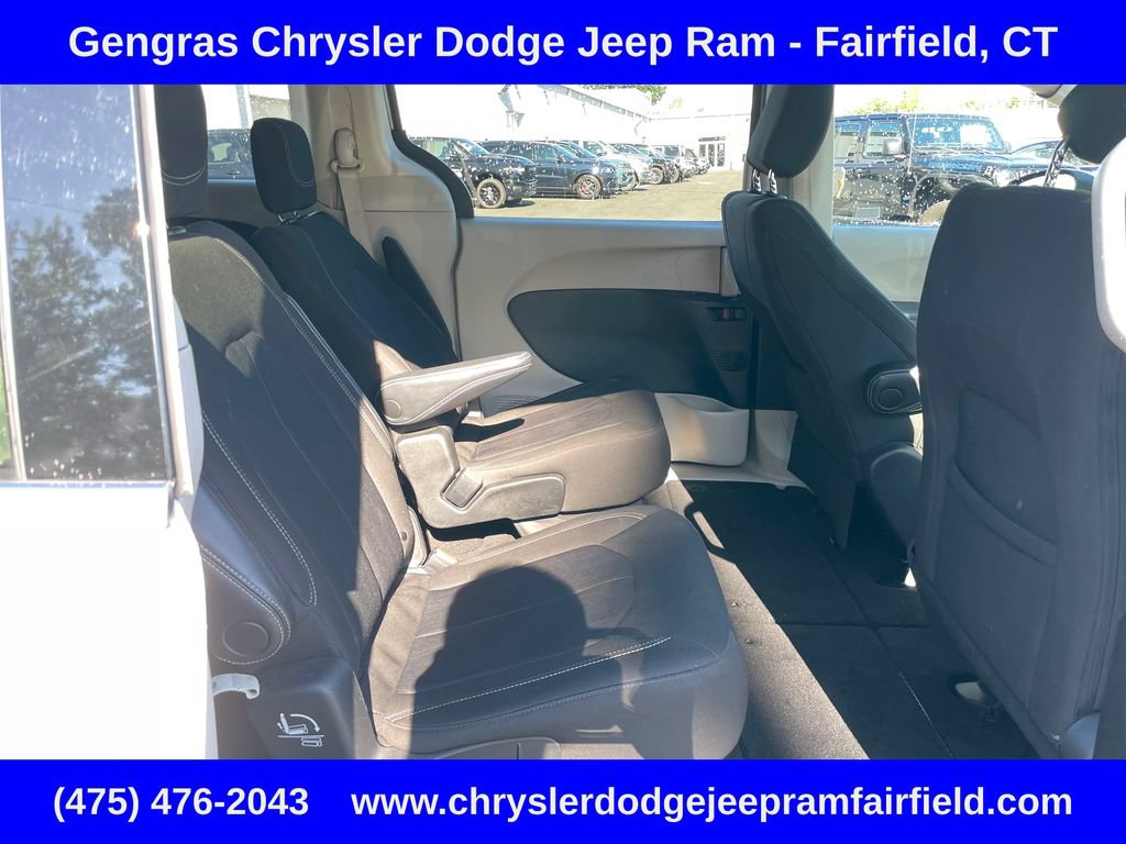 Certified 2023 Chrysler Voyager LX FWD image 24
