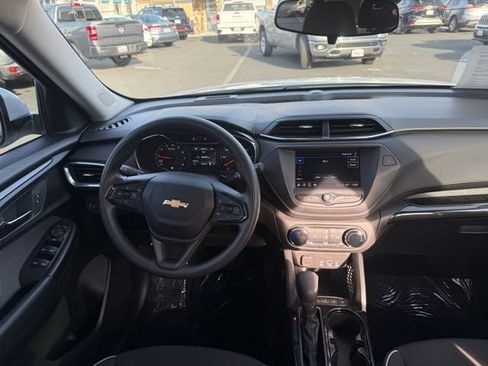 Used 2023 Chevrolet TrailBlazer LT image 15