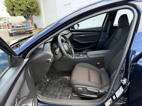 Used 2024 MAZDA MAZDA3 s image 17