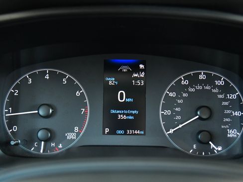 Used 2024 Toyota Corolla LE image 28