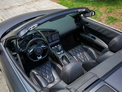 Used 2011 Audi R8 V10 image 37