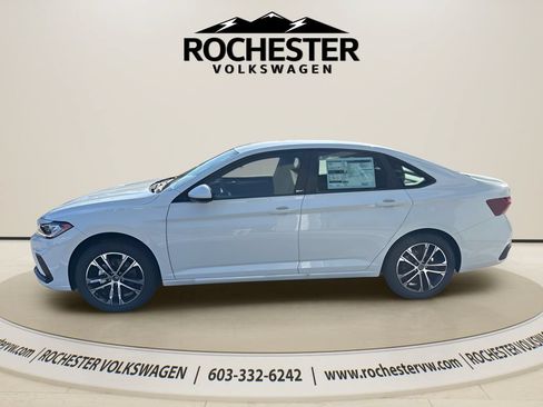 Used 2026 Volkswagen Jetta Sport FWD image 4